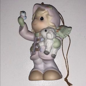 Precious Moments Christmas ornament
